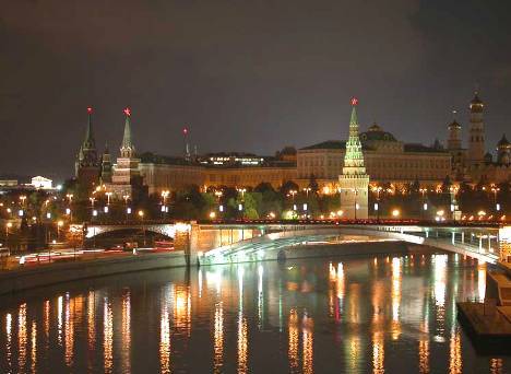 MoscowRiverNight.jpg